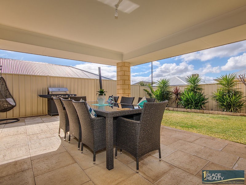 12 Salome Crescent, Lakelands WA 6180