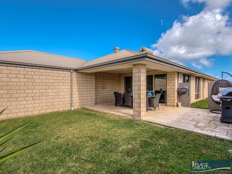 12 Salome Crescent, Lakelands WA 6180