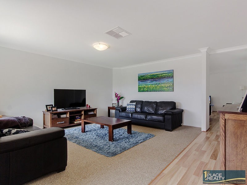 21 Camden Way, Meadow Springs WA 6210