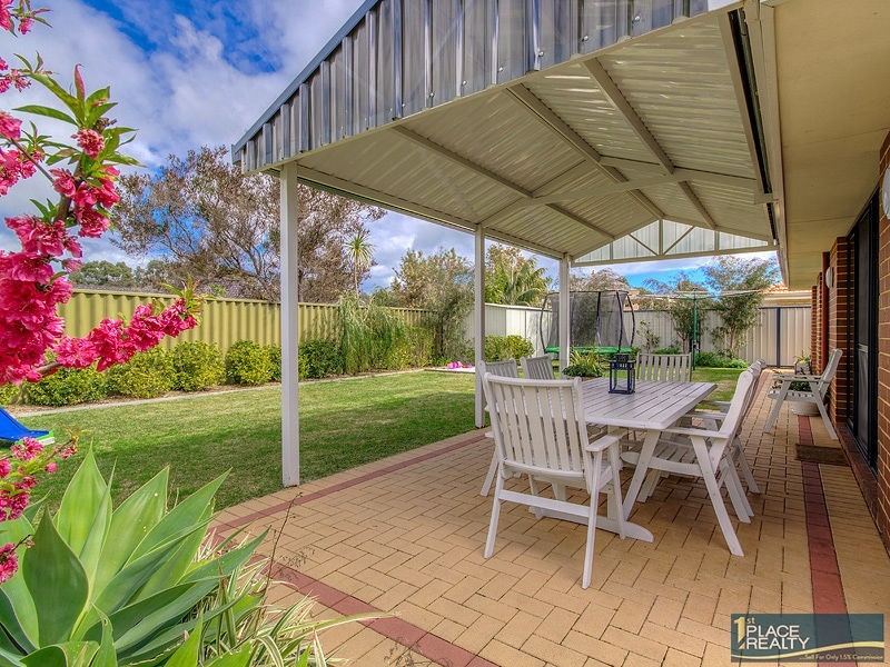 21 Camden Way, Meadow Springs WA 6210