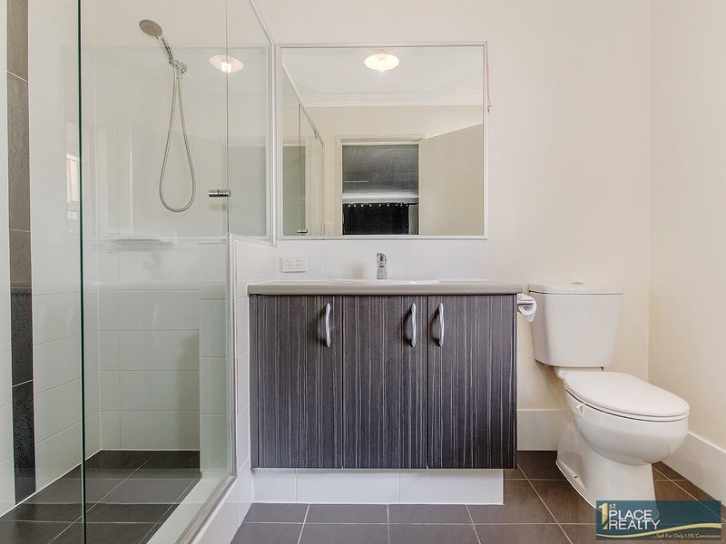 8 Payanna Grange, Lakelands WA 6180