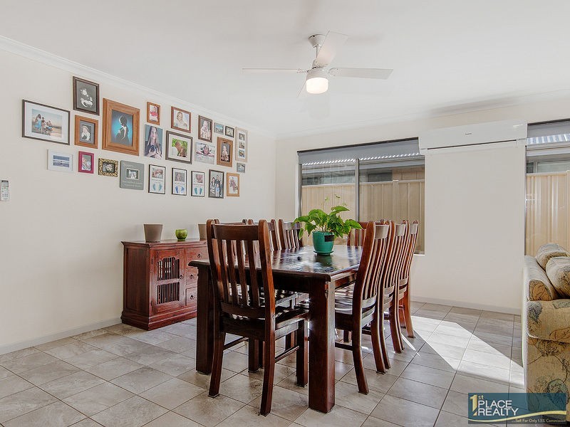 8 Payanna Grange, Lakelands WA 6180