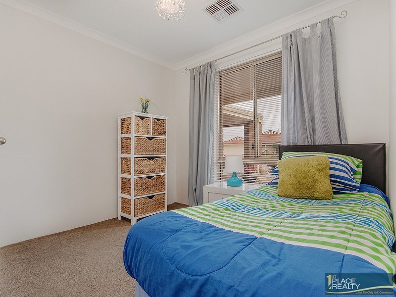 7 Cherry Hills Retreat, Meadow Springs WA 6210