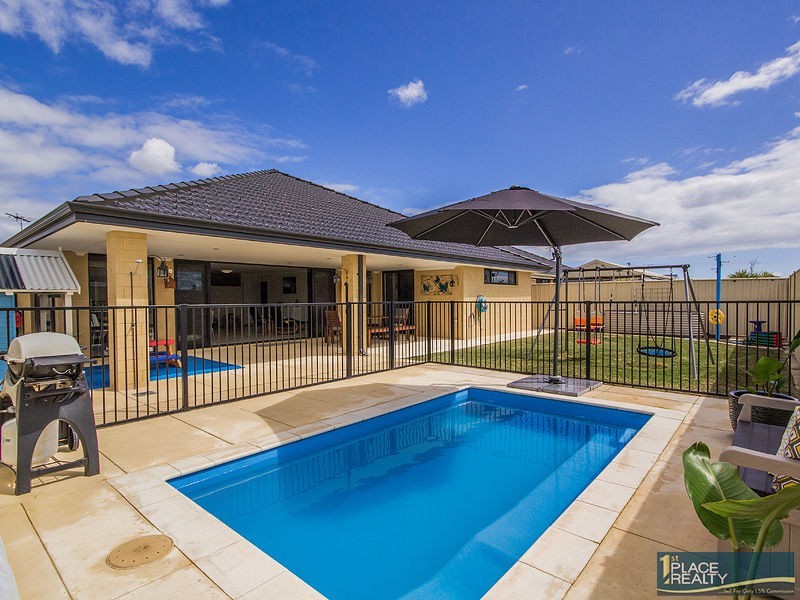 20 Highcliffe Circle, Lakelands WA 6180