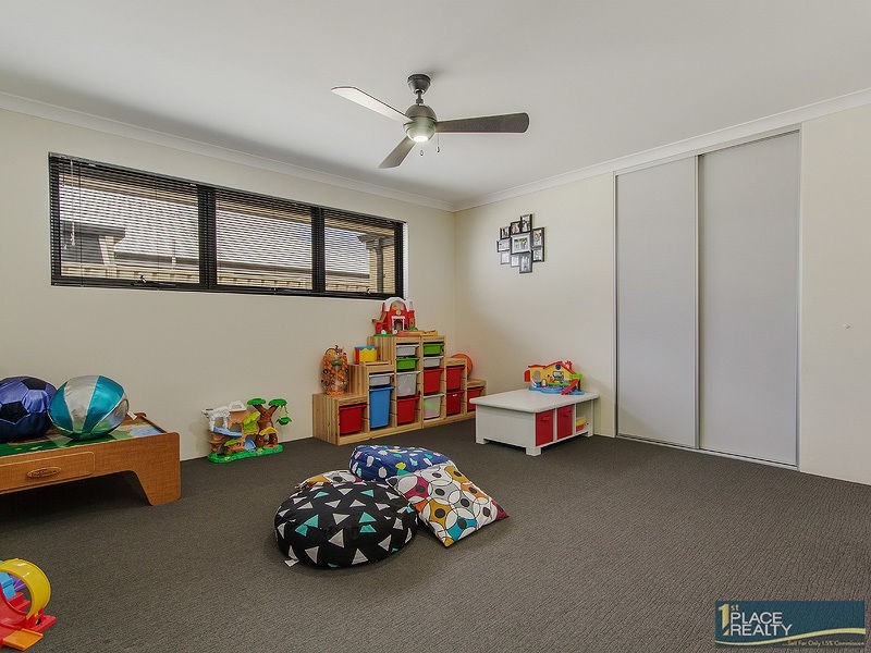 20 Highcliffe Circle, Lakelands WA 6180