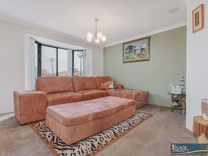 56 Minigwal Loop, Waikiki WA 6169