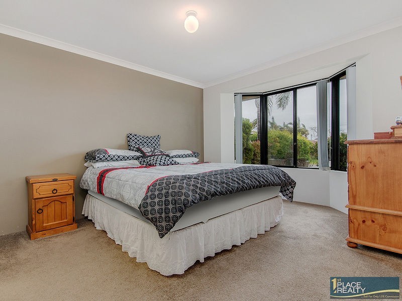 56 Minigwal Loop, Waikiki WA 6169