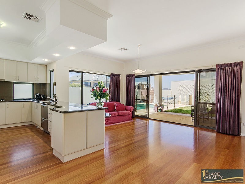 23 Cobblestones Circuit, Secret Harbour WA 6173