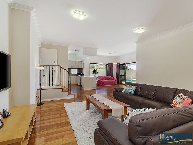 23 Cobblestones Circuit, Secret Harbour WA 6173