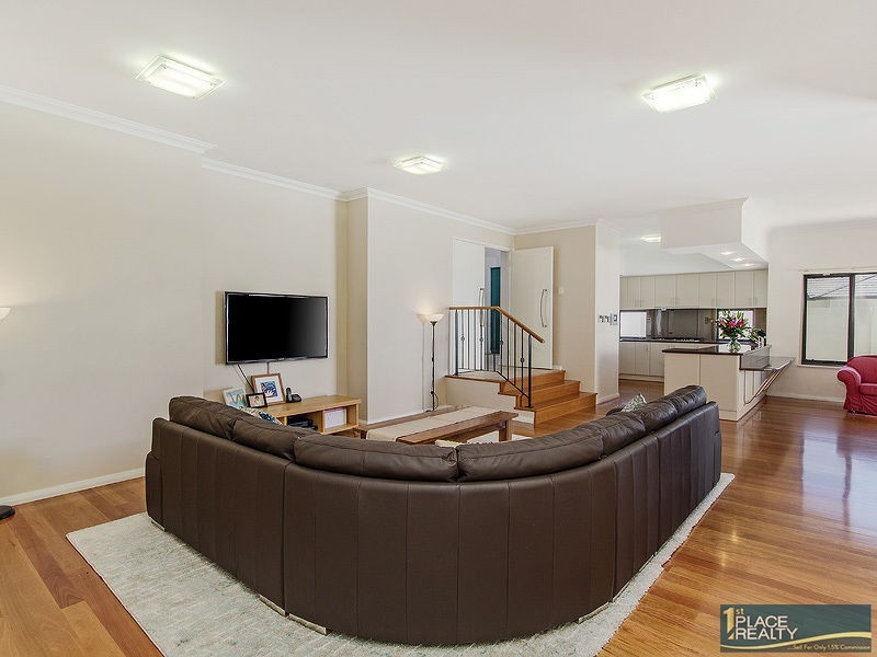 23 Cobblestones Circuit, Secret Harbour WA 6173