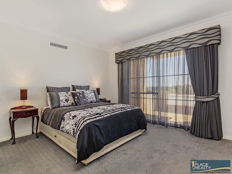 23 Cobblestones Circuit, Secret Harbour WA 6173