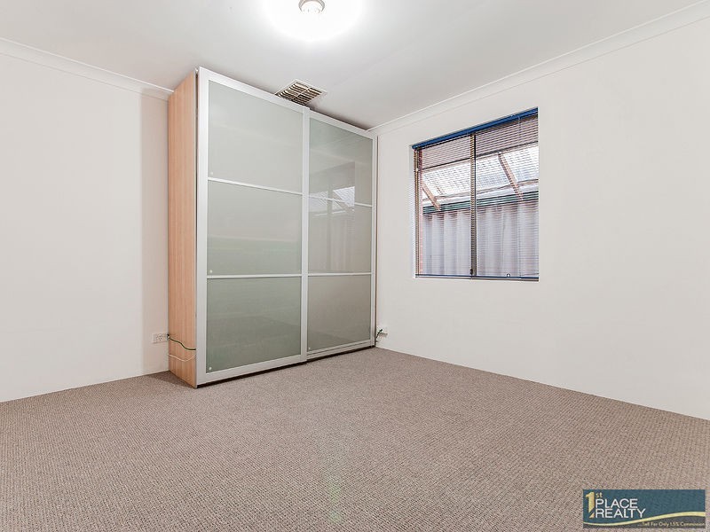 16 Avignon Retreat, Port Kennedy WA 6172