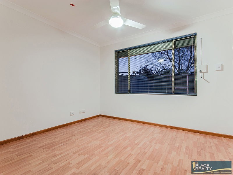 16 Avignon Retreat, Port Kennedy WA 6172