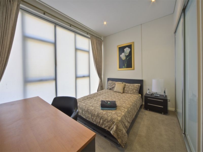 4 Lachlan Street, Waterloo NSW 2017