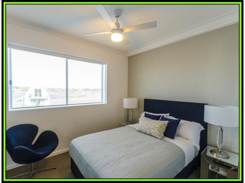 Labrador QLD 4215