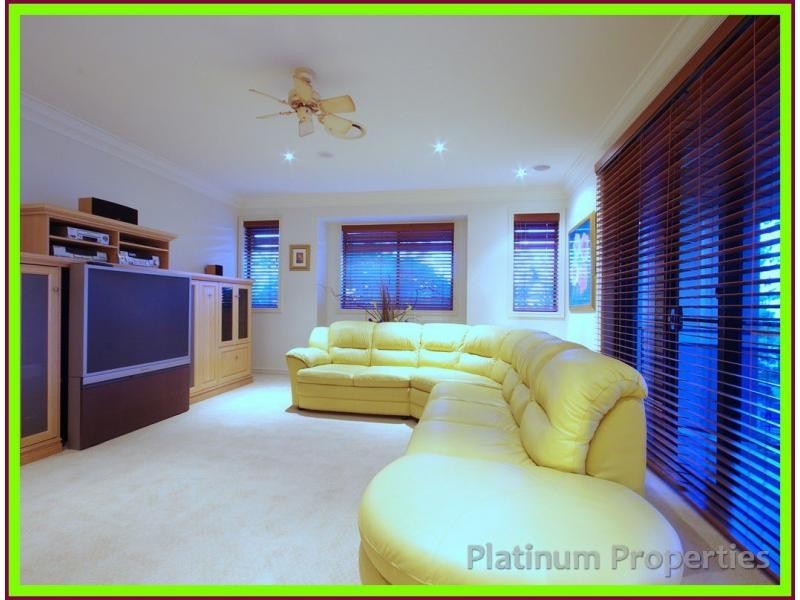 Sovereign Islands QLD 4216