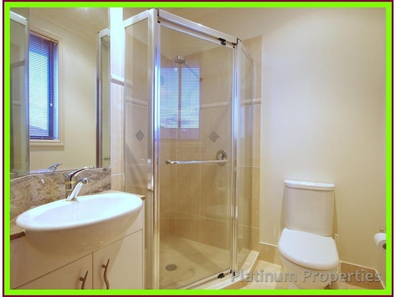 Sovereign Islands QLD 4216