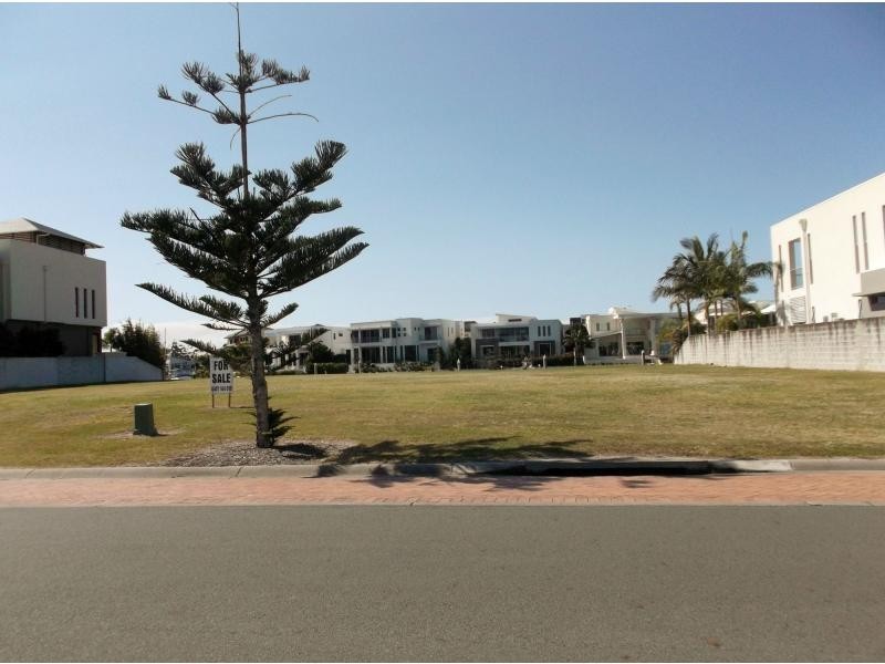 Paradise Point QLD 4216