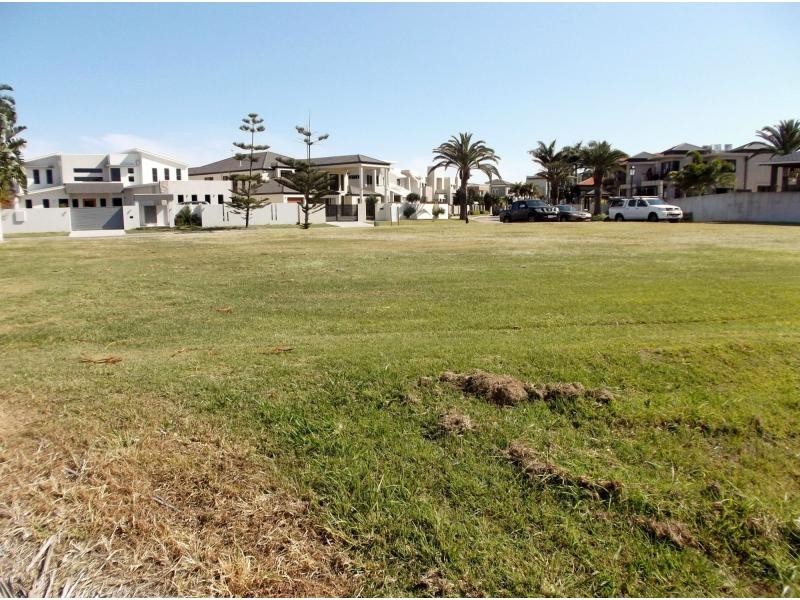 Paradise Point QLD 4216