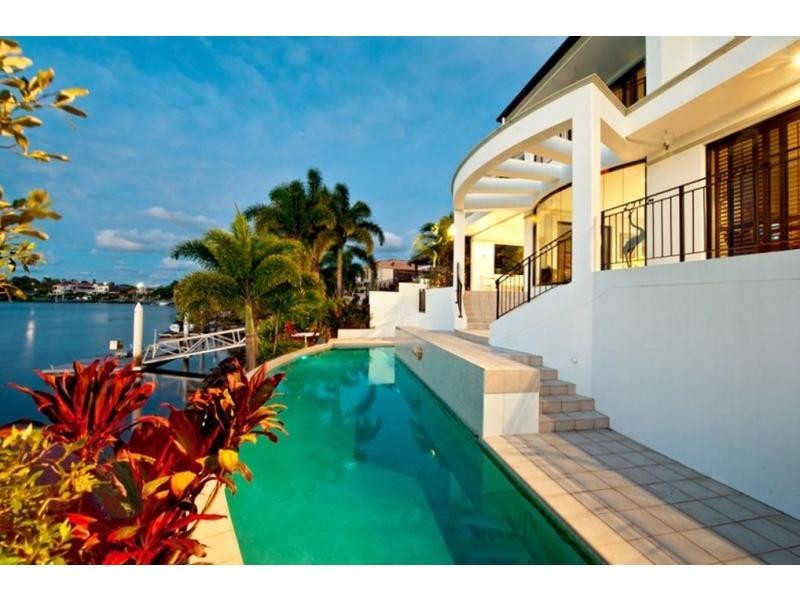 Broadbeach Waters QLD 4218
