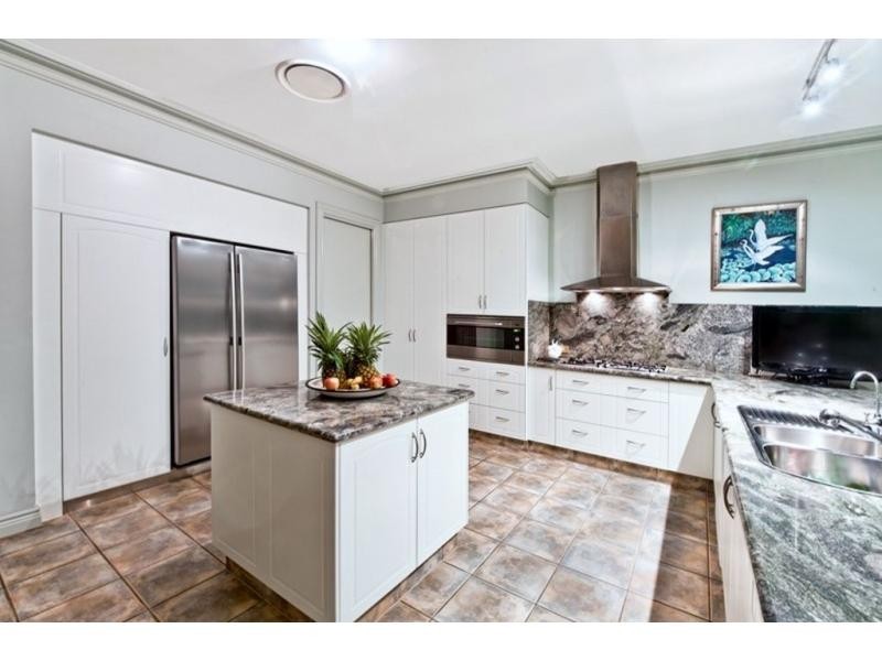 Broadbeach Waters QLD 4218