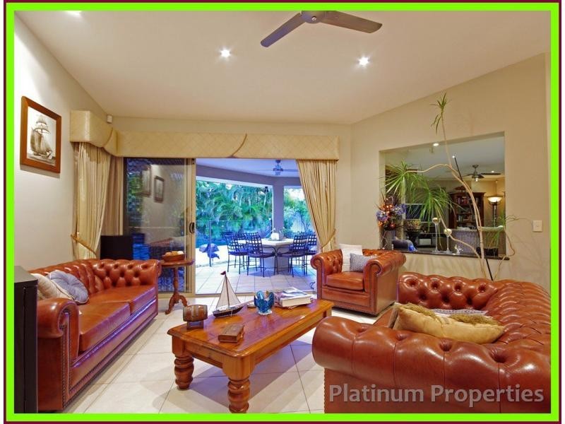 Coombabah QLD 4216