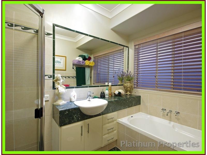 Coombabah QLD 4216
