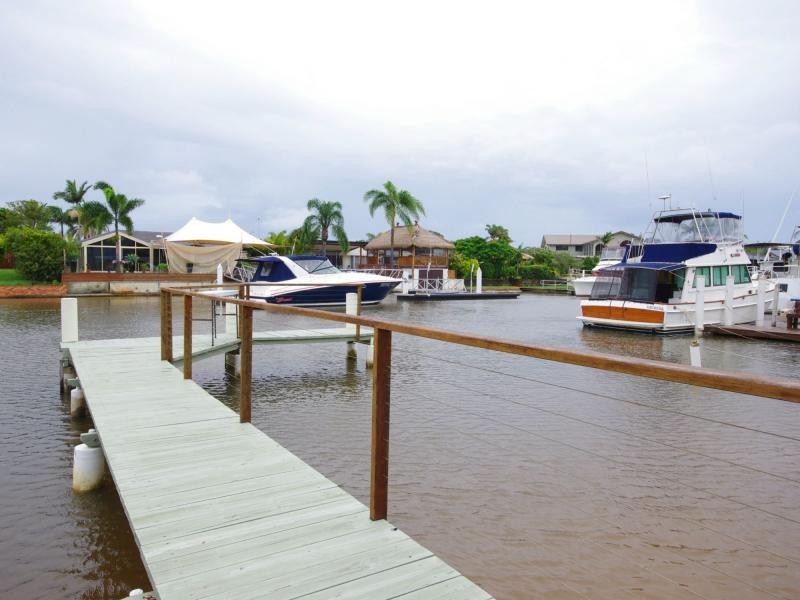 Paradise Point QLD 4216