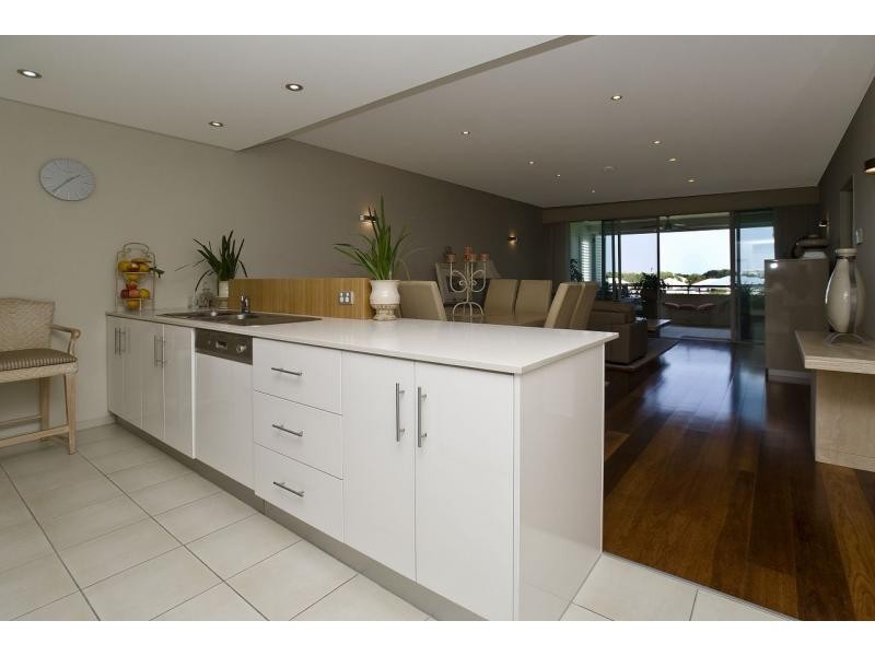 Robina QLD 4226