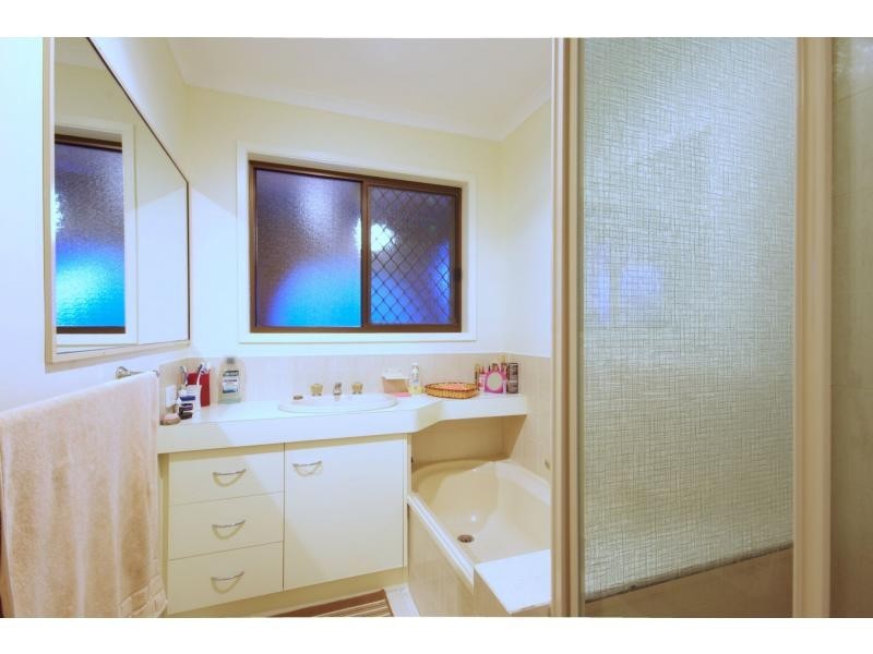 Paradise Point QLD 4216