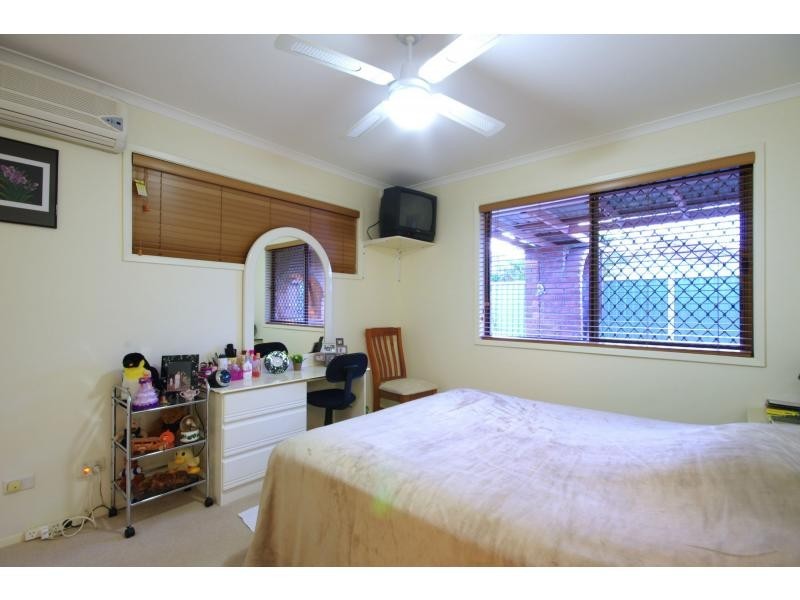 Paradise Point QLD 4216