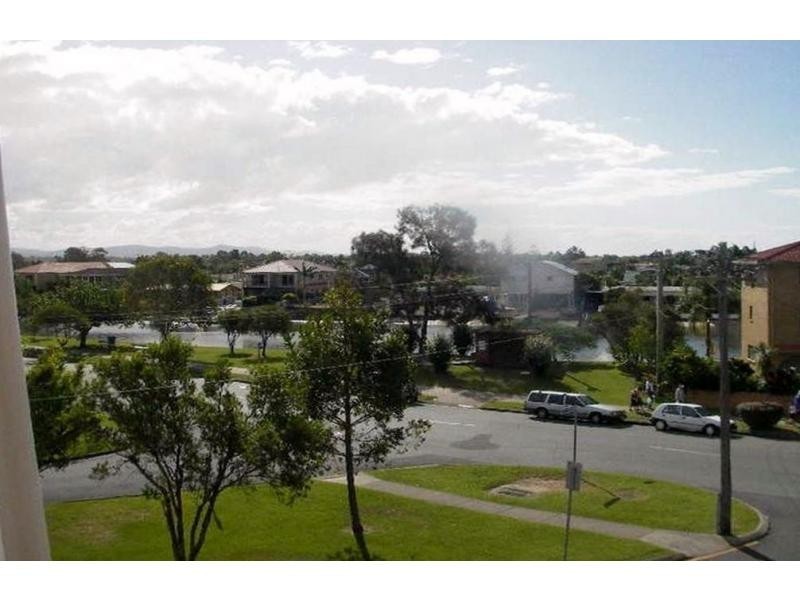 Biggera Waters QLD 4216