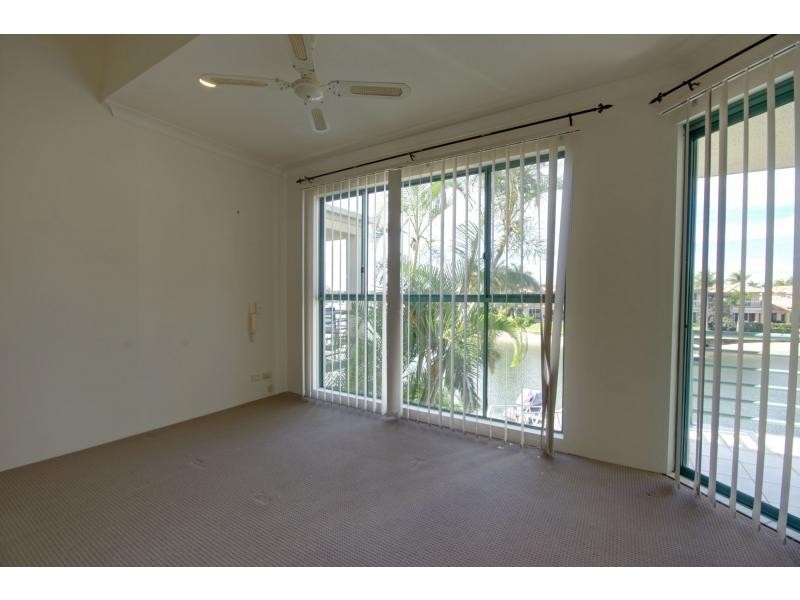 29/3 Lee Road, Runaway Bay QLD 4216