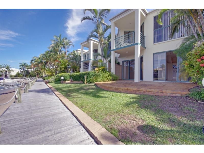 29/3 Lee Road, Runaway Bay QLD 4216