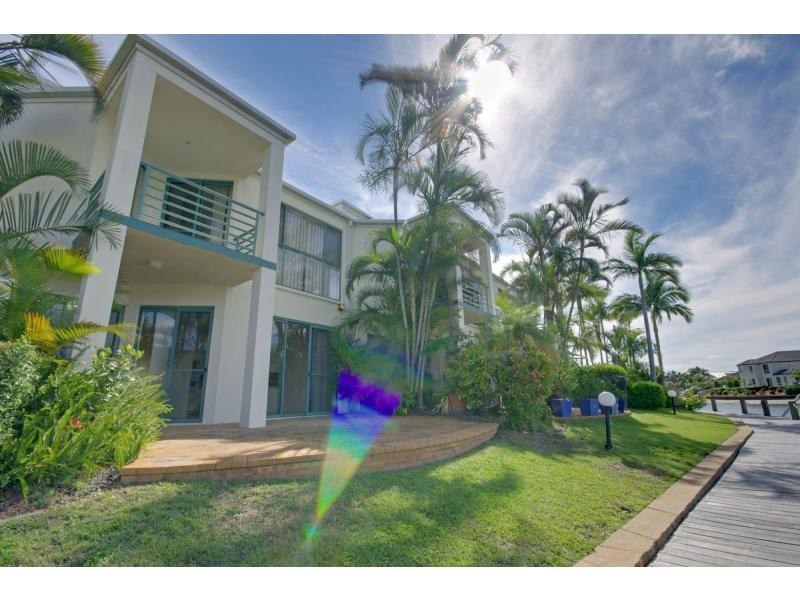 29/3 Lee Road, Runaway Bay QLD 4216
