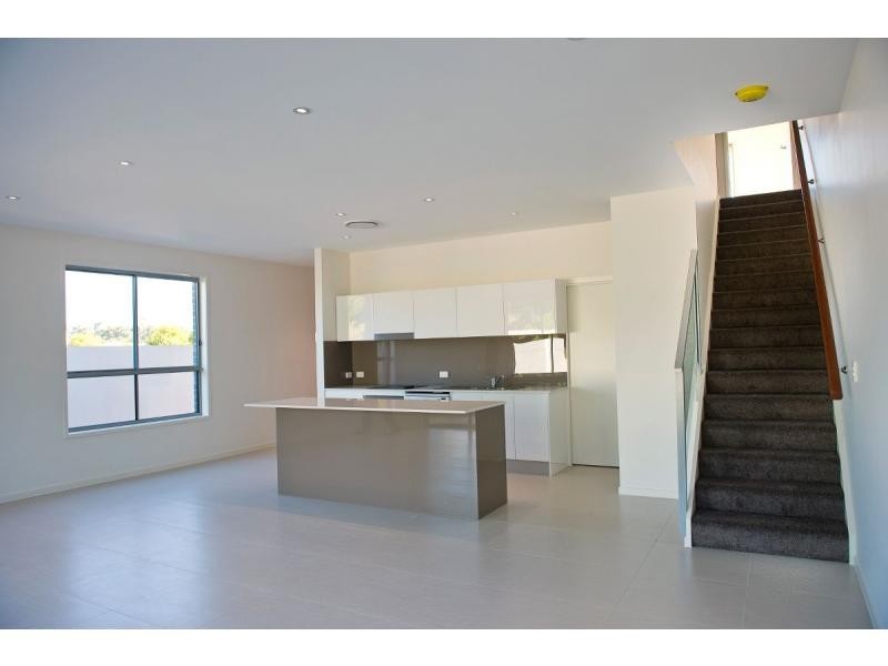 Biggera Waters QLD 4216