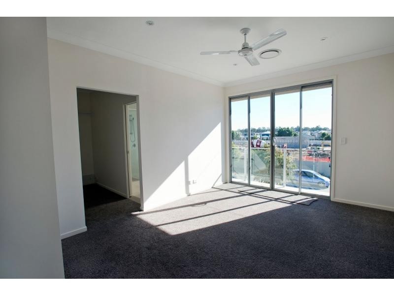 Biggera Waters QLD 4216