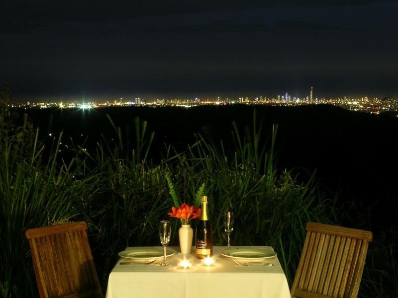 387 Henri Robert Drive, Clagiraba QLD 4211