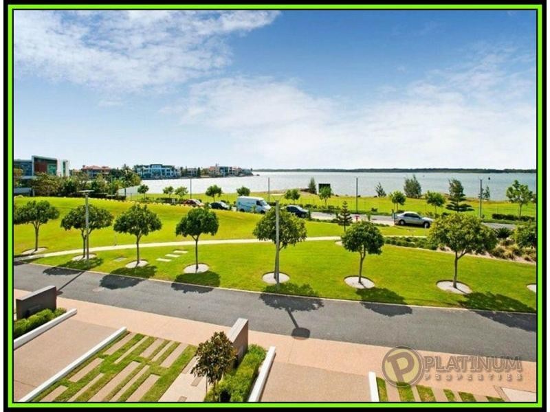 Paradise Point QLD 4216