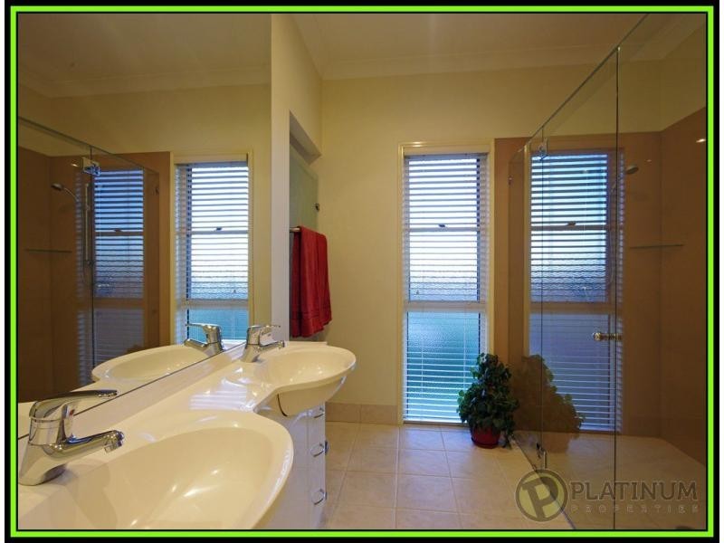 Pacific Pines QLD 4211