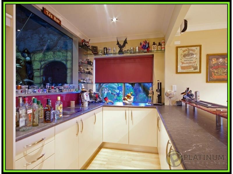 Pacific Pines QLD 4211