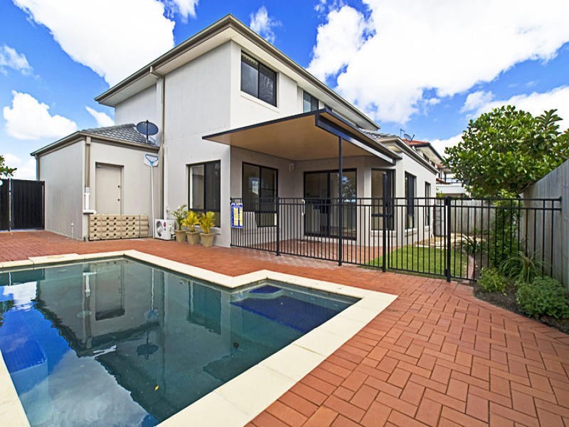 Molendinar QLD 4214