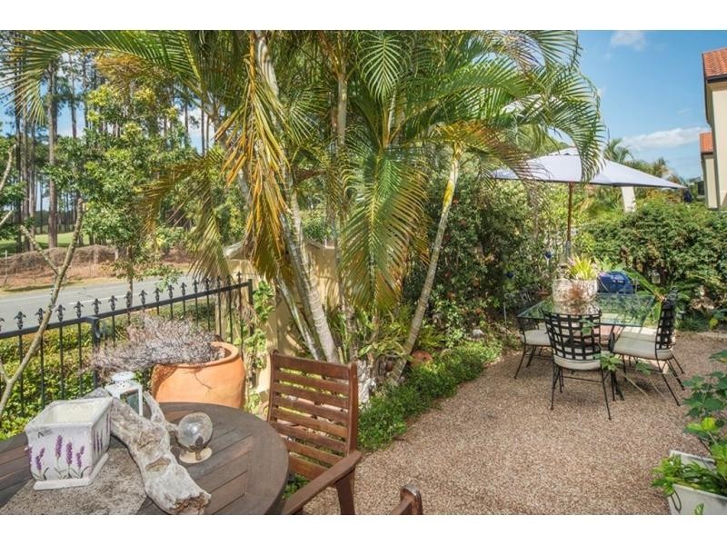 Hope Island QLD 4212