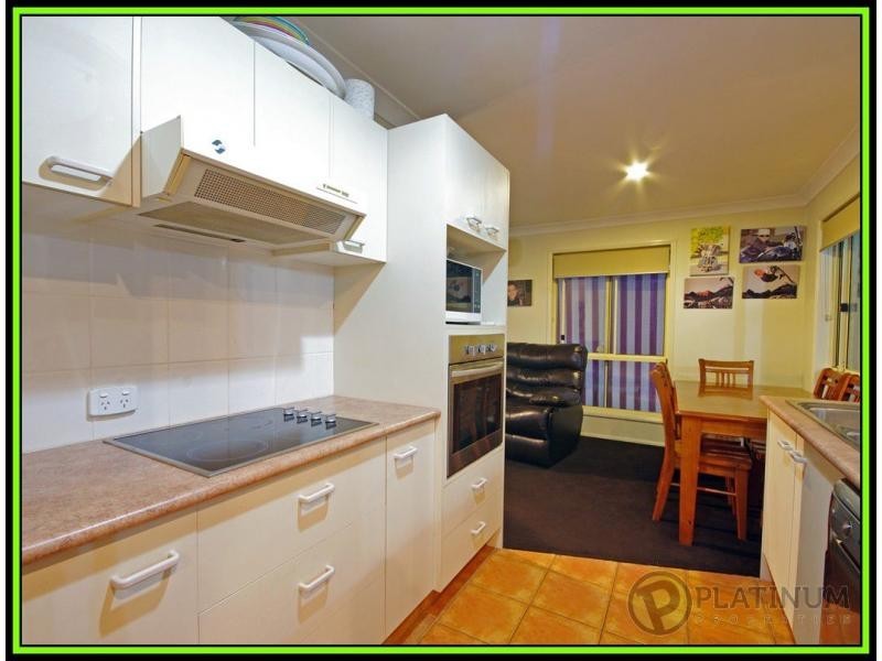 Pacific Pines QLD 4211