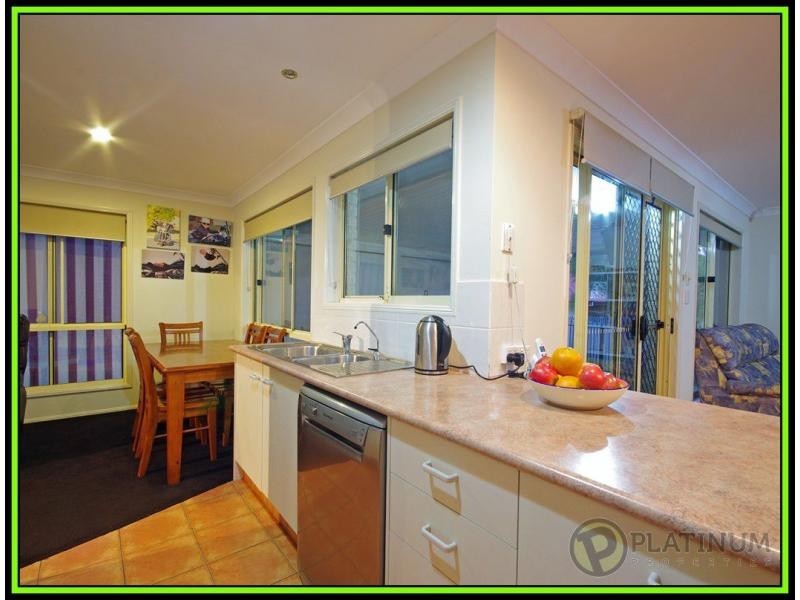 Pacific Pines QLD 4211