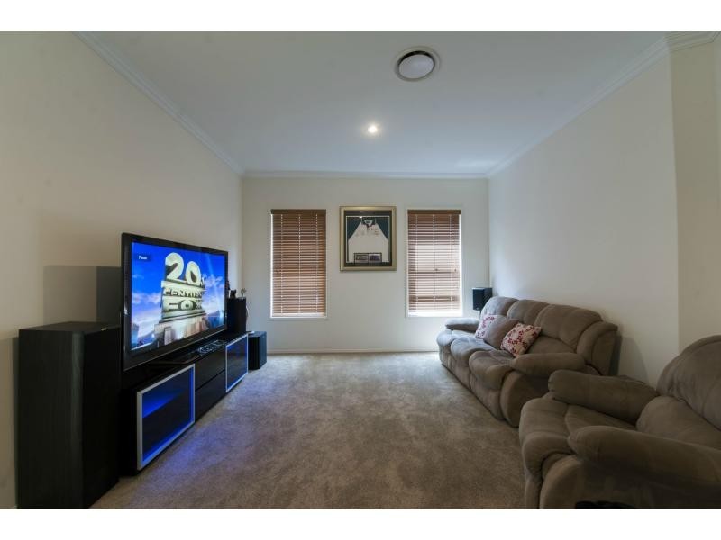 15 St Clair Court, Maudsland QLD 4210