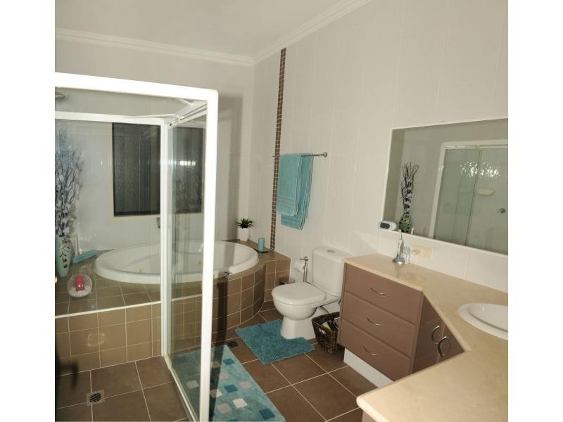 15 St Clair Court, Maudsland QLD 4210