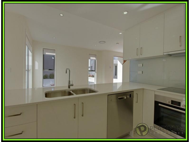 Southport QLD 4215