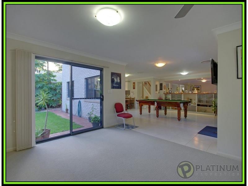 Molendinar QLD 4214