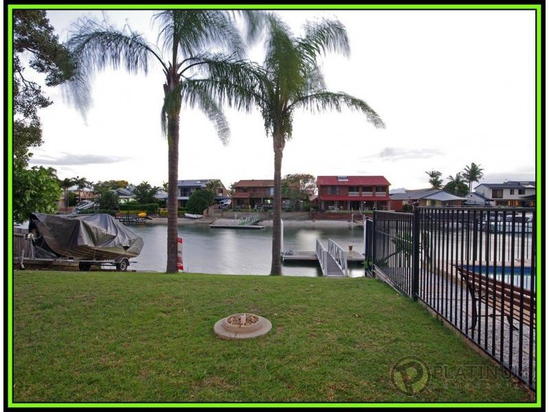 Paradise Point QLD 4216